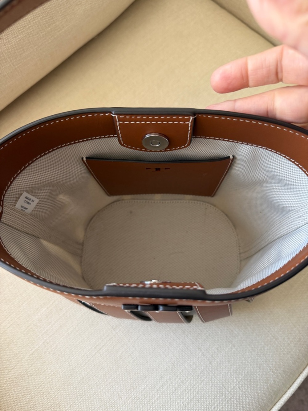 Tory Burch Tan Leather & Cream Canvas Shoulder Bag - Picture 4 of 5